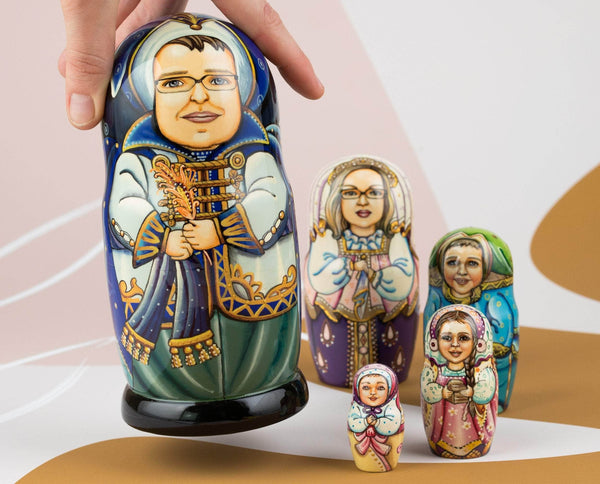 Pin by Melvis on Matryoshka in 2023  Russian doll, Matryoshka doll, Dolls