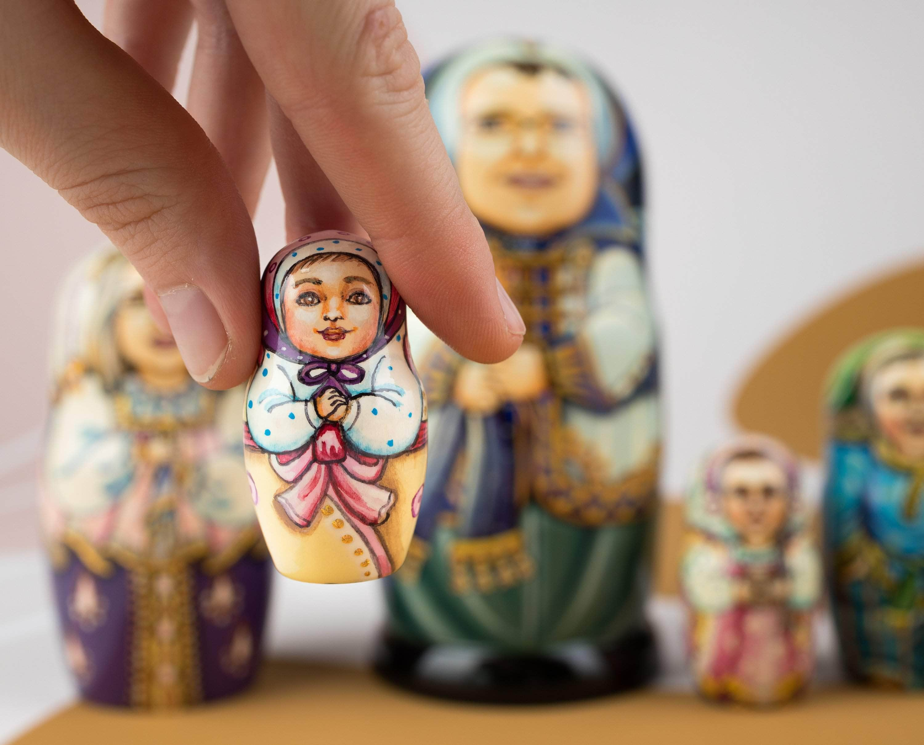 Pin by Melvis on Matryoshka in 2023  Russian doll, Matryoshka doll, Dolls